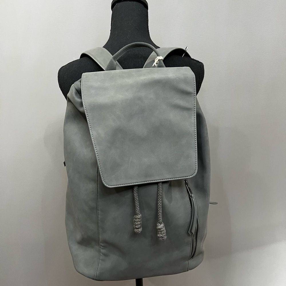 Soft Flap Backpack - Universal Thread Suede, Gray. - image 2